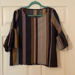 Beautiful multi colored Dolan top